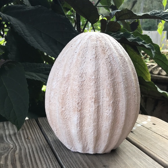 Pottery Barn Country Chic Rustic Weathered Small Size Handcrafted Easter Egg 🐰 - Picture 14 of 16